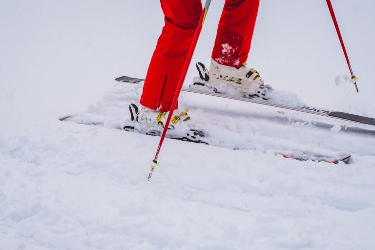 4 Tips to Plan Early for Winter Ski Trips