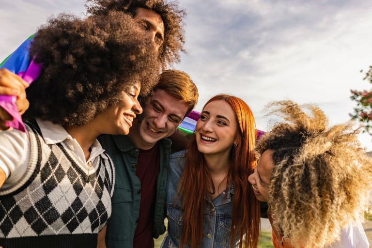 How to Build a Community Emergency Fund With Friends